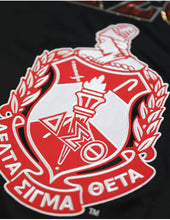 Cargar imagen en el visor de la galería, Camiseta de fútbol Delta Sigma Theta (negro)
