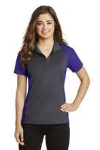 Cargar imagen en el visor de la galería, Sport-Tek ® Women's Colorblock Micropique Sport-Wick ® Polo. LST652