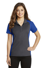 Cargar imagen en el visor de la galería, Sport-Tek ® Women's Colorblock Micropique Sport-Wick ® Polo. LST652