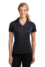 Cargar imagen en el visor de la galería, Sport-Tek ® Women's Side Blocked Micropique Sport-Wick ® Polo. LST655