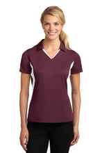 Cargar imagen en el visor de la galería, Sport-Tek ® Women's Side Blocked Micropique Sport-Wick ® Polo. LST655