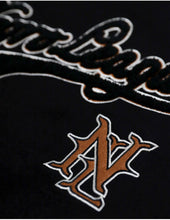 Cargar imagen en el visor de la galería, NLBM PULLOVER HOODIE