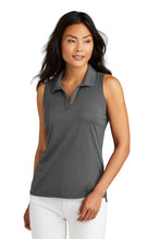 Cargar imagen en el visor de la galería, TravisMathew Women's Coto Performance Sleeveless Polo TM1WX001