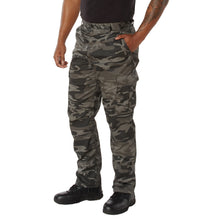Load image into Gallery viewer, Relaxed Fit Zipper Fly BDU Pants
