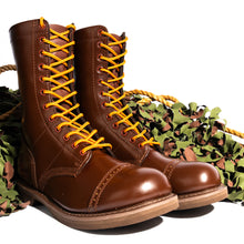 Cargar imagen en el visor de la galería, Brown Leather Jump Boot - 10 Inches
