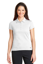 Cargar imagen en el visor de la galería, Nike Women&#39;s Dri-FIT Solid Icon Pique Modern Fit Polo.  746100
