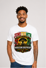 Cargar imagen en el visor de la galería, Juneteenth Embracing Our Present T-Shirt
