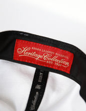 Cargar imagen en el visor de la galería, DETROIT STARS HERITAGE COTTON SNAPBACK CAP
