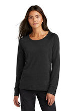 Cargar imagen en el visor de la galería, OGIO ®  Women&#39;s Command Long Sleeve Scoop Neck LOG150
