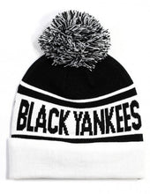 Cargar imagen en el visor de la galería, NEW YORK BLACK YANKEES BEANIE
