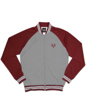 Cargar imagen en el visor de la galería, VIRGINIA UNION JOGGING TOP
